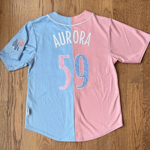 Walt Disney World Aurora Baseball Jersey Pink Blue White Size XS - Picture 8 of 12